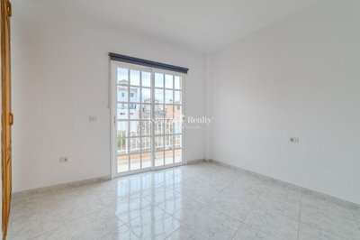21628490