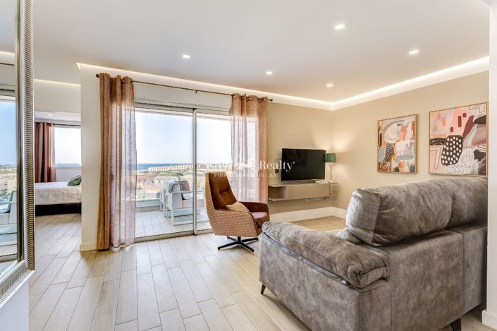 Image No.1-3 Bed Apartment for sale