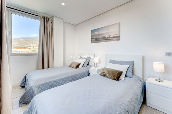 Image No.18-3 Bed Apartment for sale