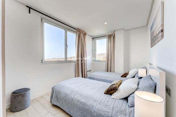 Image No.20-3 Bed Apartment for sale