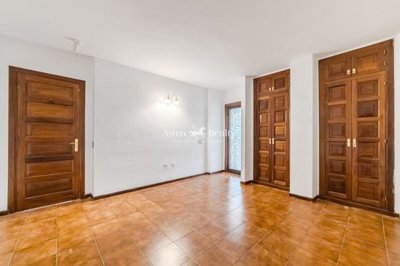 21642936