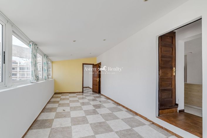 Image No.18-3 Bed Penthouse for sale