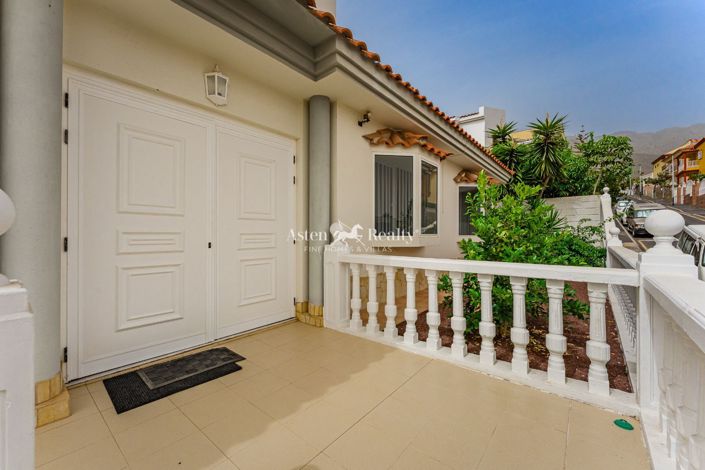 Image No.3-Villa de 3 chambres à vendre à Adeje