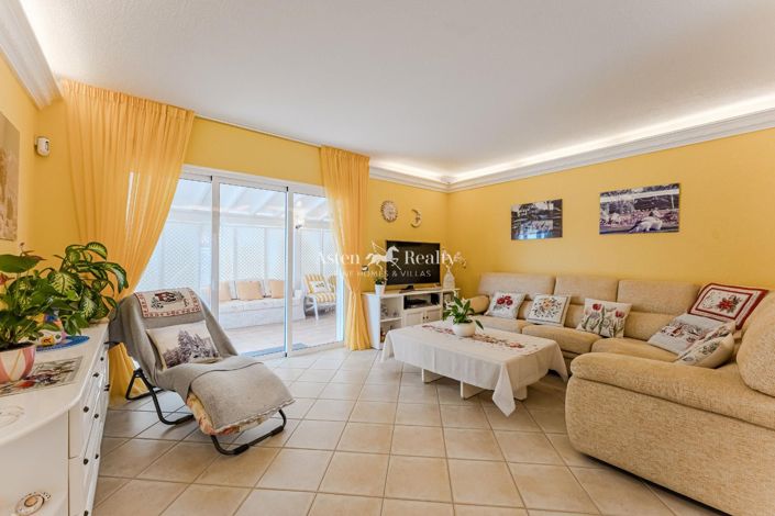 Image No.8-3 Bed Villa for sale