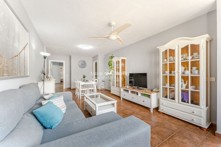 Image No.8-3 Bed Flat for sale