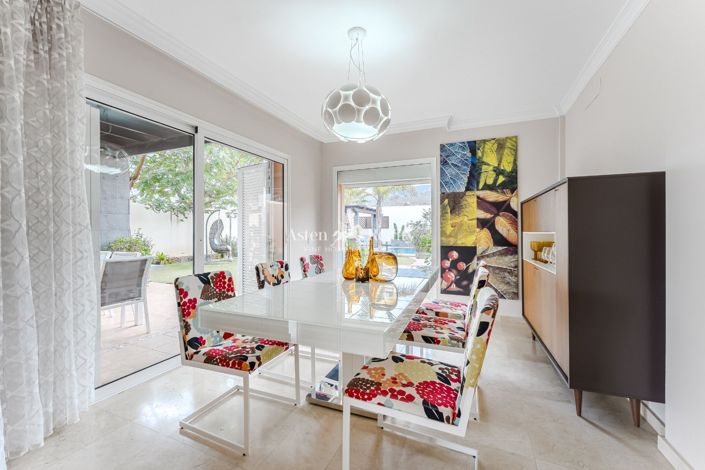 Image No.15-4 Bed Villa for sale