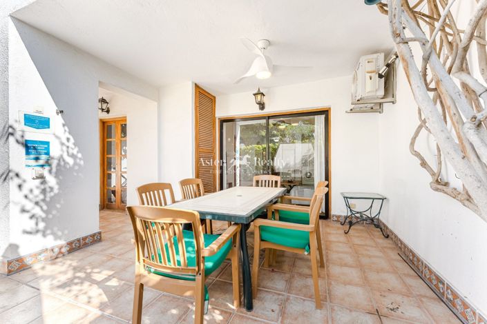 Image No.20-3 Bed Apartment for sale