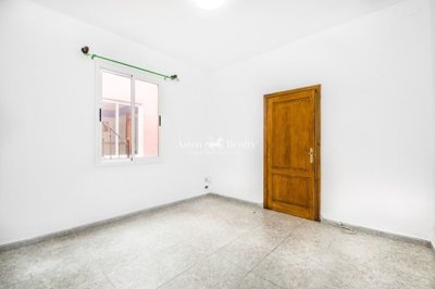 21897537