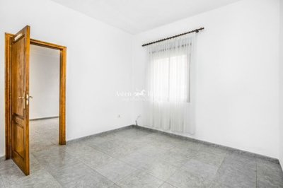 21897538