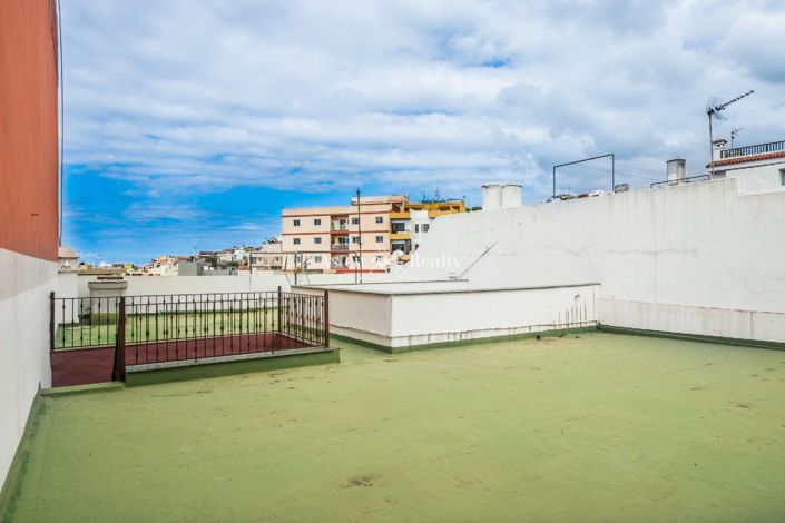 Image No.2-3 Bed House for sale