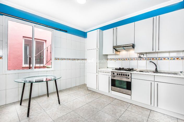 Image No.4-3 Bed House for sale