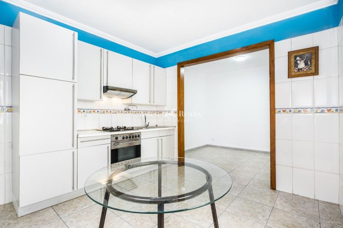 Image No.5-3 Bed House for sale