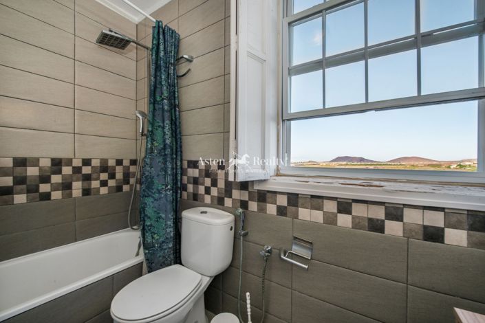 Image No.14-4 Bed Villa for sale