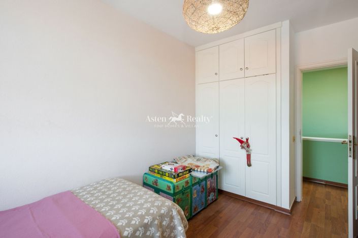 Image No.23-4 Bed Villa for sale