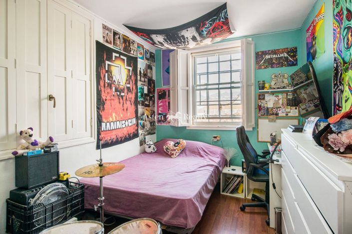 Image No.24-4 Bed Villa for sale