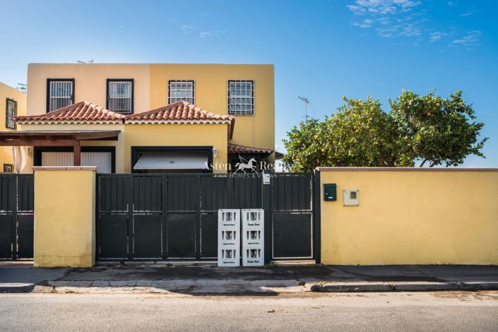 Image No.25-4 Bed Villa for sale