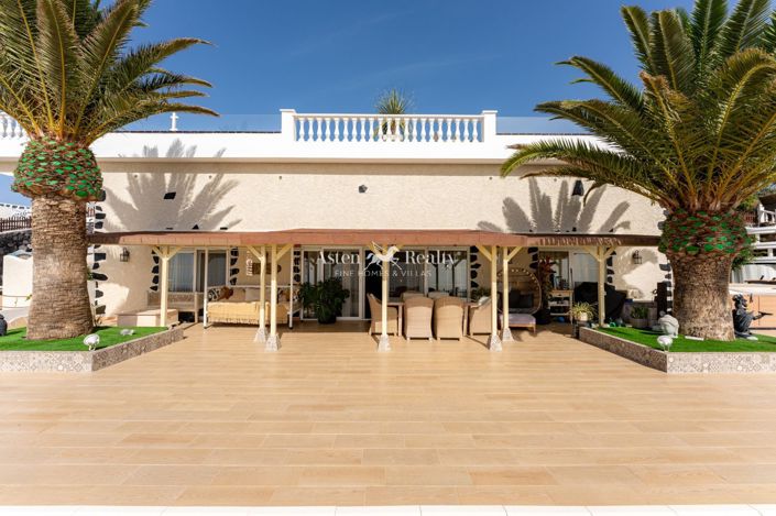 Image No.27-11 Bed Villa for sale