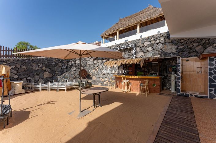 Image No.38-11 Bed Villa for sale