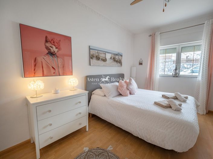 Image No.54-11 Bed Villa for sale