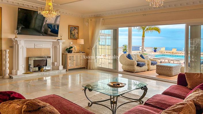 Image No.83-11 Bed Villa for sale