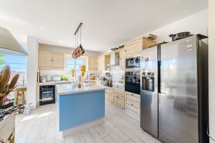 Image No.15-3 Bed Villa for sale