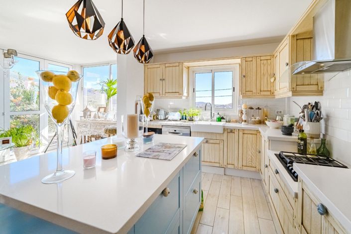 Image No.18-3 Bed Villa for sale