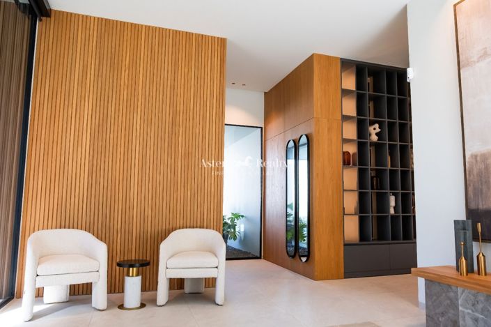 Image No.15-4 Bed Villa for sale