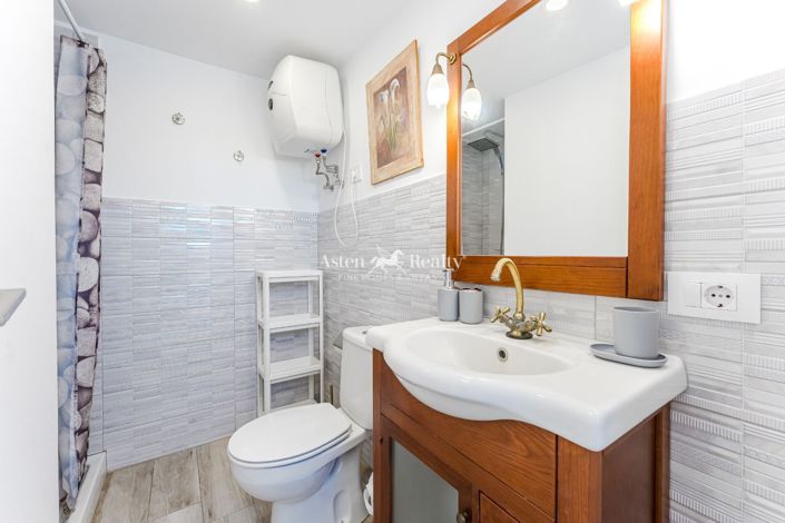 Image No.23-4 Bed House for sale