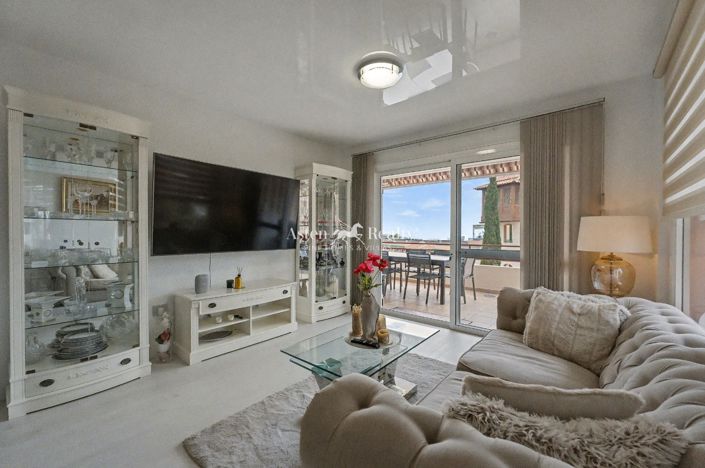 Image No.4-3 Bed Apartment for sale