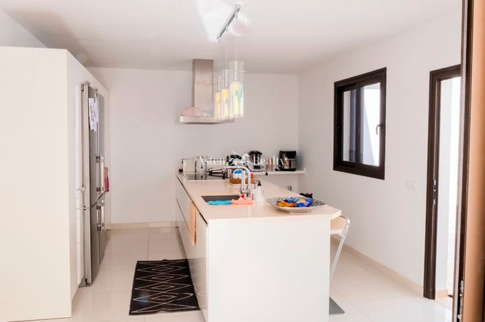 Image No.15-5 Bed Villa for sale