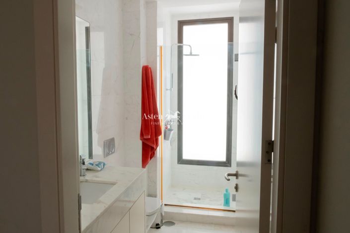 Image No.28-5 Bed Villa for sale