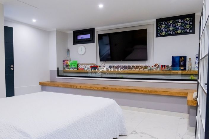 Image No.16-4 Bed Villa for sale