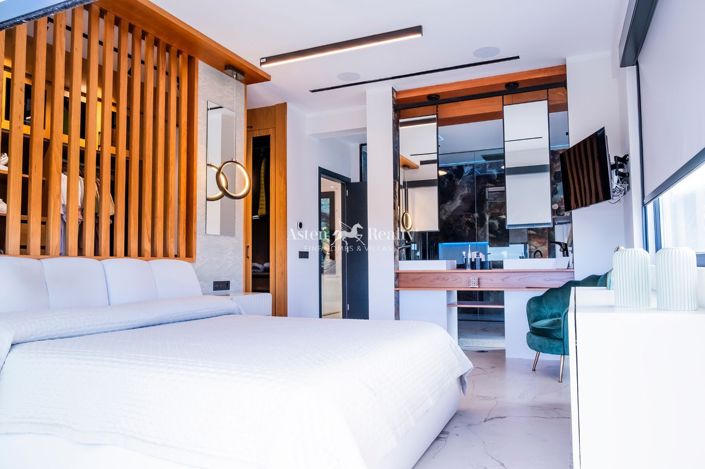 Image No.21-4 Bed Villa for sale