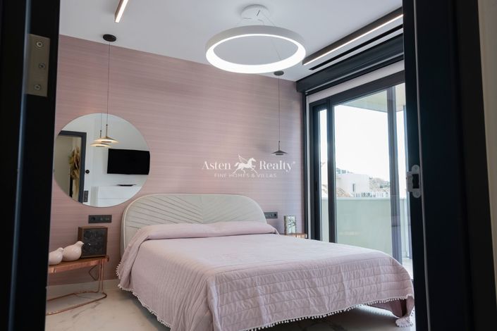 Image No.24-4 Bed Villa for sale