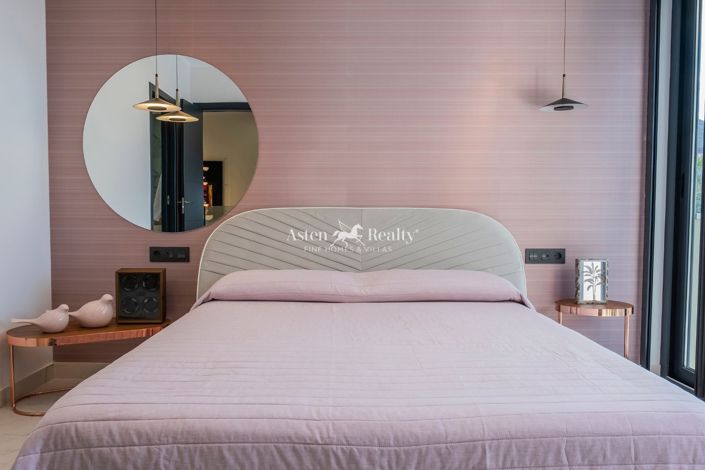 Image No.26-4 Bed Villa for sale