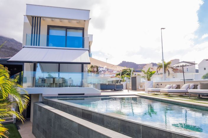 Image No.32-4 Bed Villa for sale