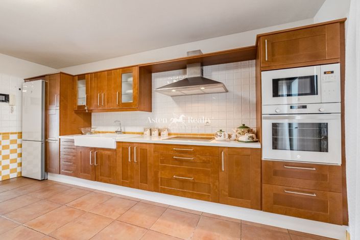 Image No.26-4 Bed Villa for sale