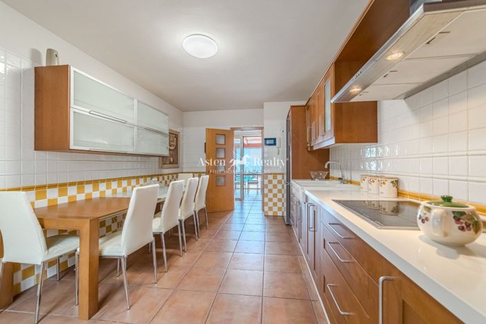 Image No.27-4 Bed Villa for sale