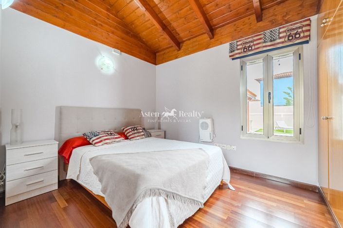 Image No.33-4 Bed Villa for sale