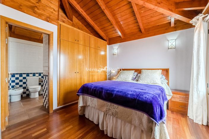 Image No.43-4 Bed Villa for sale