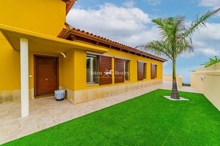 Image No.54-4 Bed Villa for sale