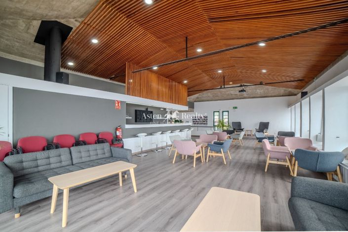 Image No.77-4 Bed Villa for sale