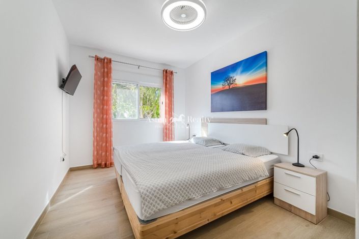 Image No.13-2 Bed Flat for sale