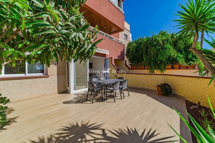 Image No.3-2 Bed Flat for sale