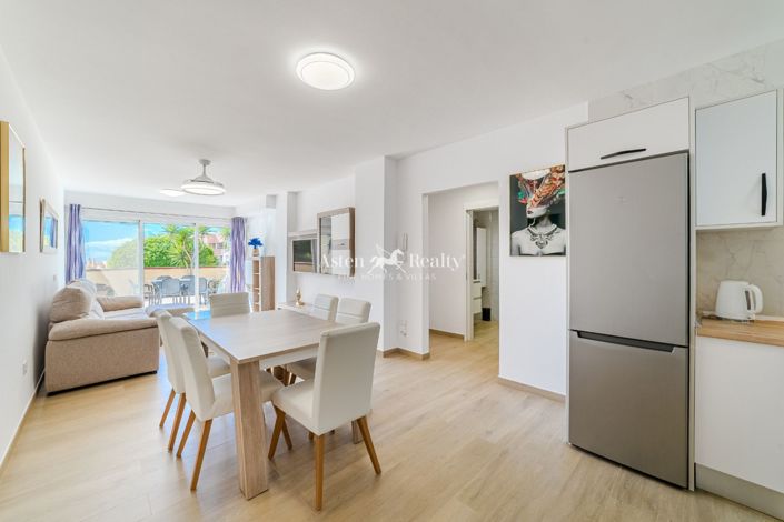 Image No.6-2 Bed Flat for sale