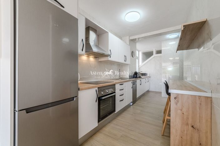 Image No.7-2 Bed Flat for sale