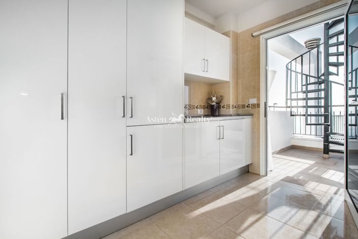 Image No.16-3 Bed Flat for sale