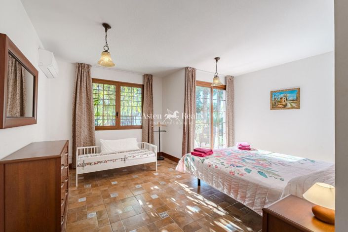 Image No.11-6 Bed Villa for sale