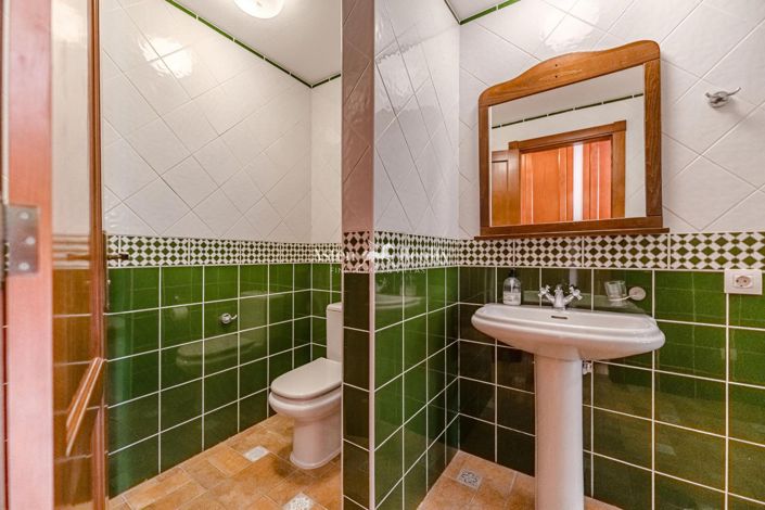 Image No.14-6 Bed Villa for sale