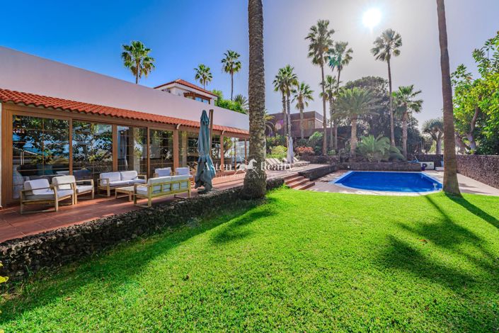 Image No.3-6 Bed Villa for sale